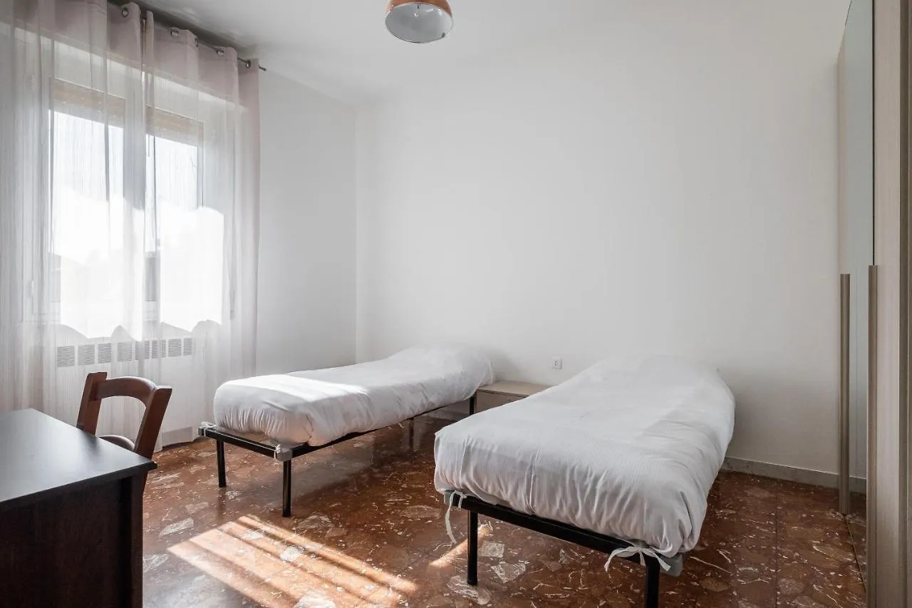 A Pochi Passi Dalla Citta' Universitaria By Wonderful Italy Apartment Bologna 0*,
